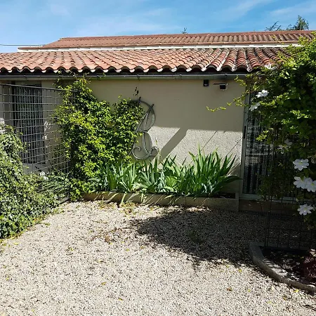 - Marie Barrault Les Herbiers