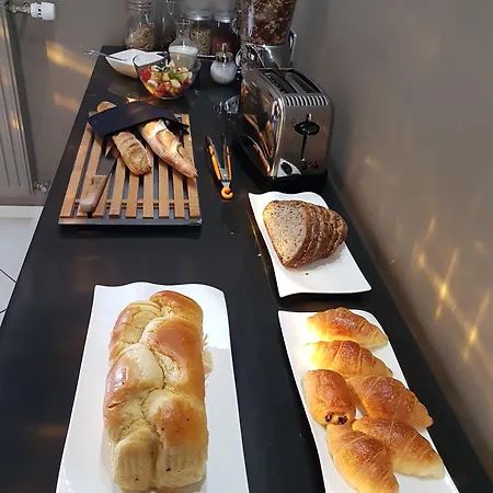 - Marie Barrault Appartement