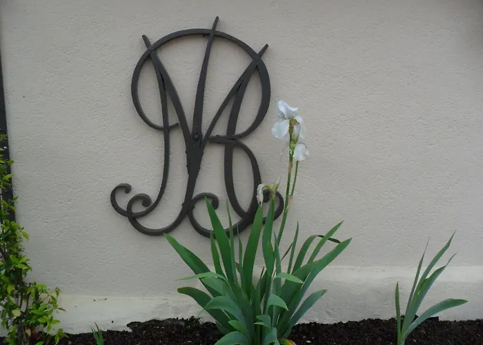 Apartament - Marie Barrault *